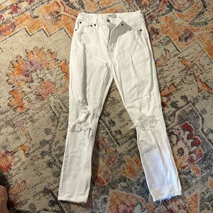 Abercrombie & Fitch White Ripped Skinny jeans